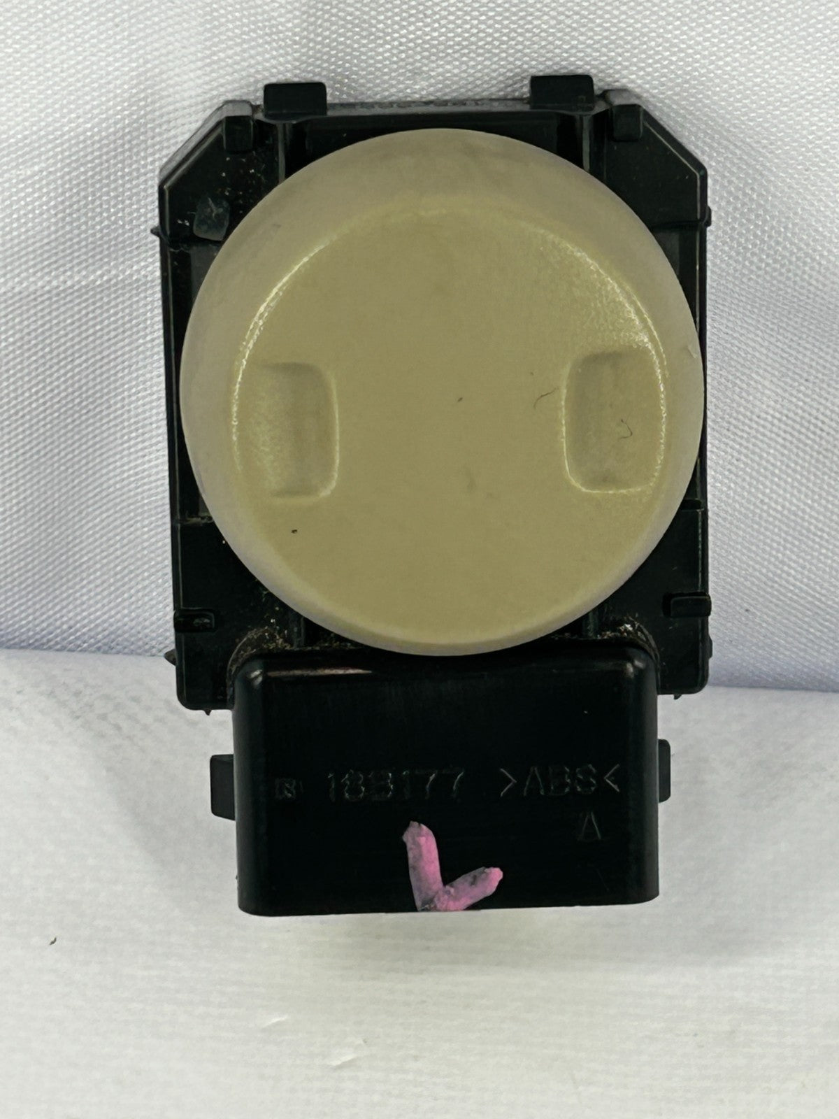 2011-2020 Toyota Sienna Front Left Seat Lumbar Control Switch OEM 84920-08010-E0