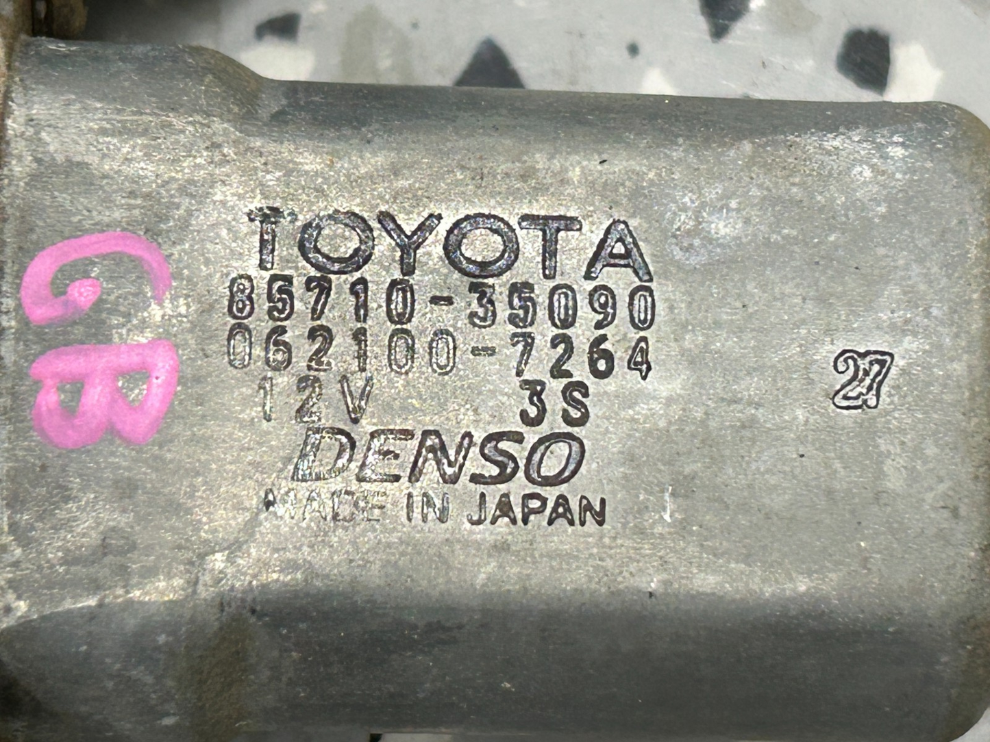 96-02 Toyota 4Runner Rear Liftgate Tail Gate Window Regulator Motor 85710-35090