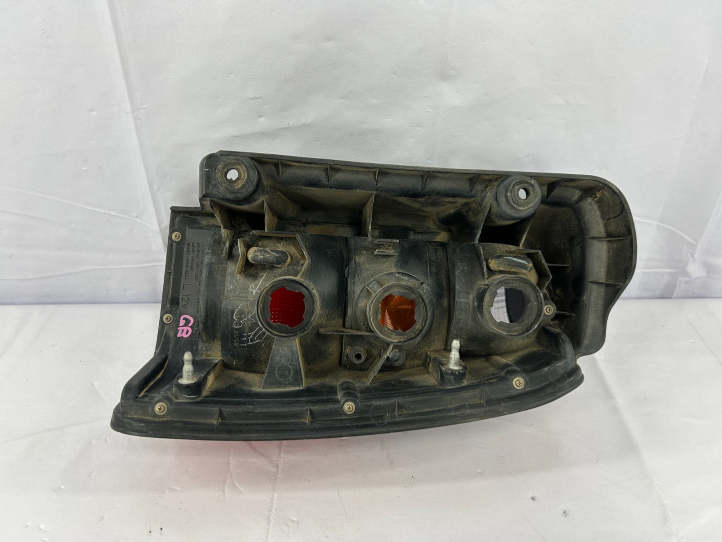 1996-2000 Toyota 4Runner Rear Left Driver Side Tail Light Housing OE 81560-35120