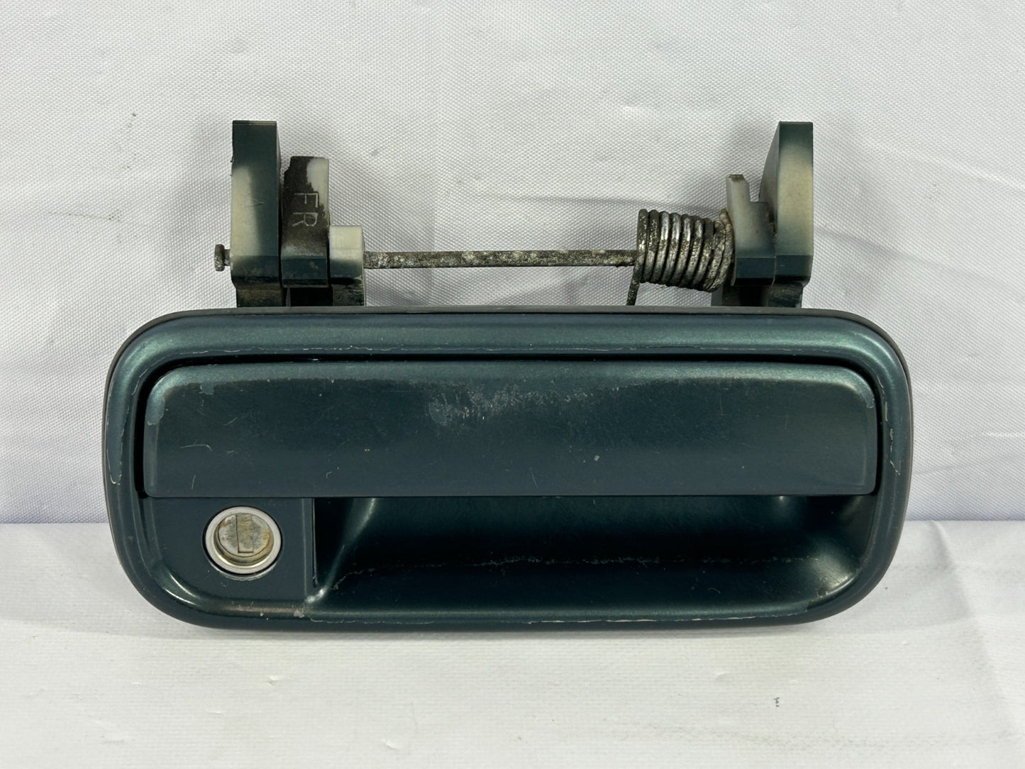 1996-1998 Toyota 4Runner Front Right Exterior Door Handle Green 69210-35040-H0