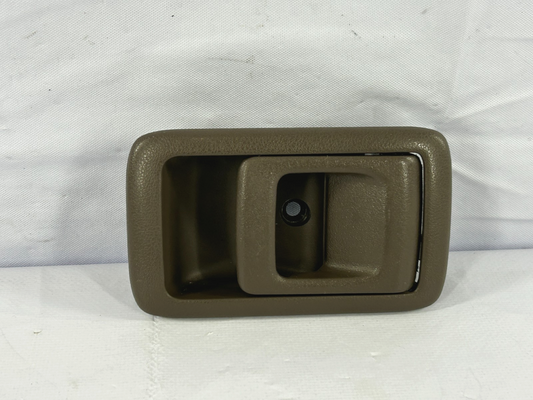 95-99 Toyota 4Runner Front Left Driver Side Interior Door Handle 69206-10070-E0