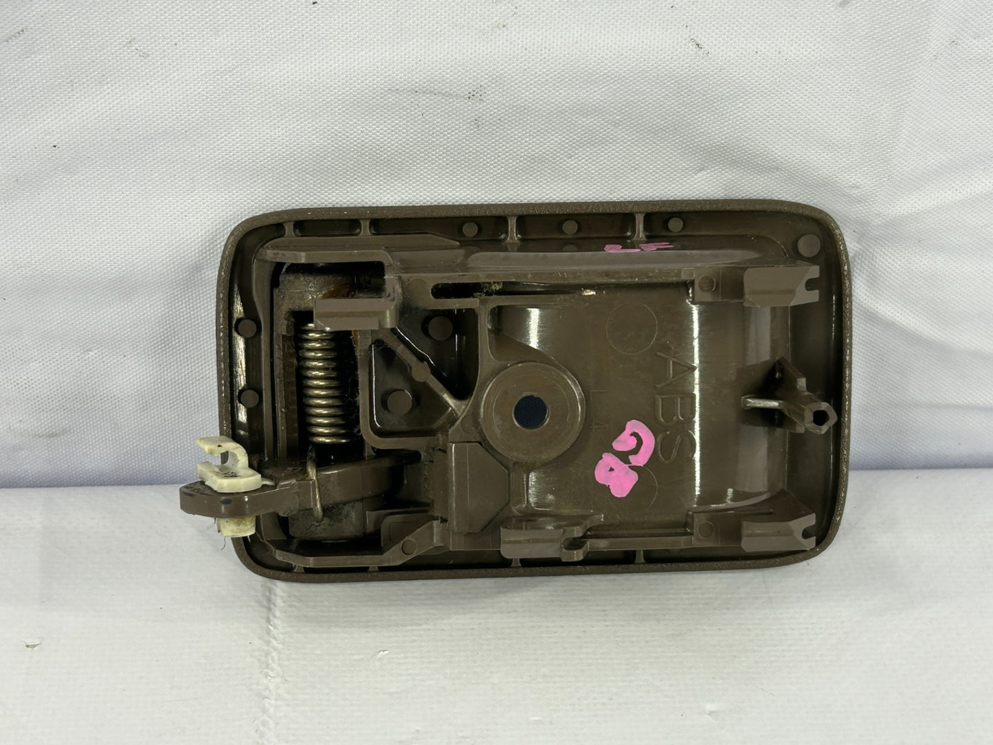 95-99 Toyota 4Runner Front Left Driver Side Interior Door Handle 69206-10070-E0
