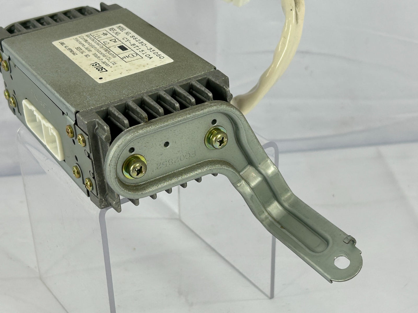 1996-1998 Toyota 4Runner Stereo Component Radio Amplifier OEM 86280-35060