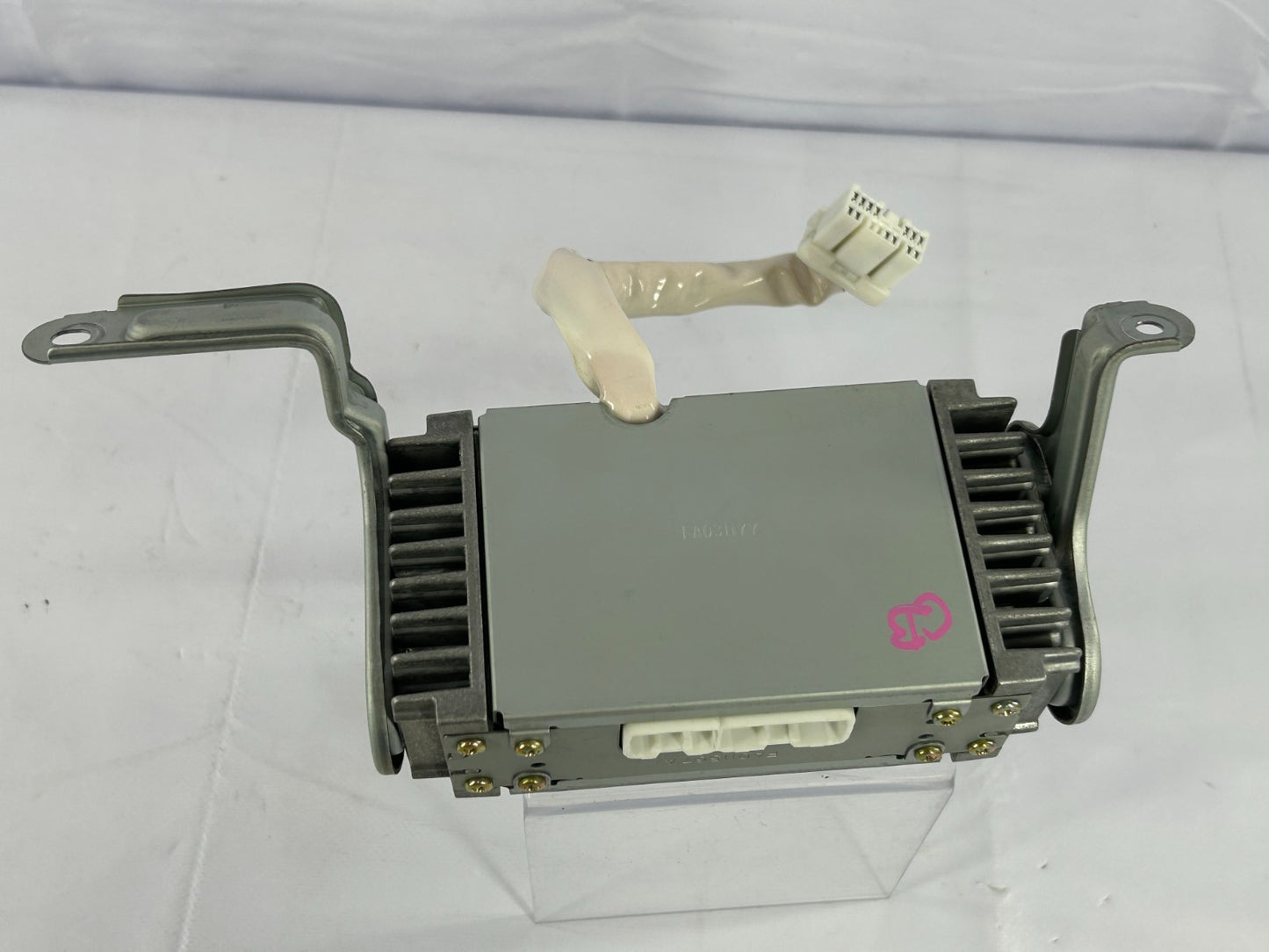 1996-1998 Toyota 4Runner Stereo Component Radio Amplifier OEM 86280-35060