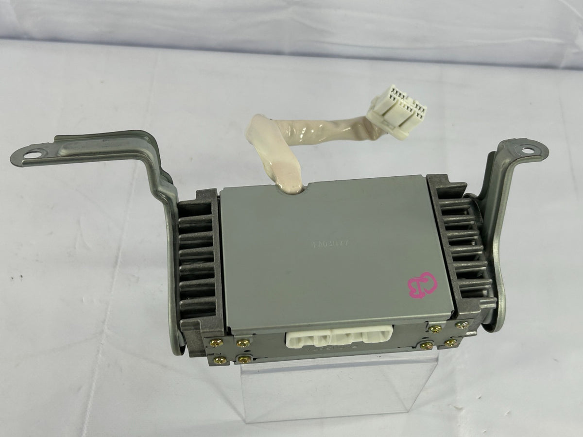1996-1998 Toyota 4Runner Stereo Component Radio Amplifier OEM 86280-35060