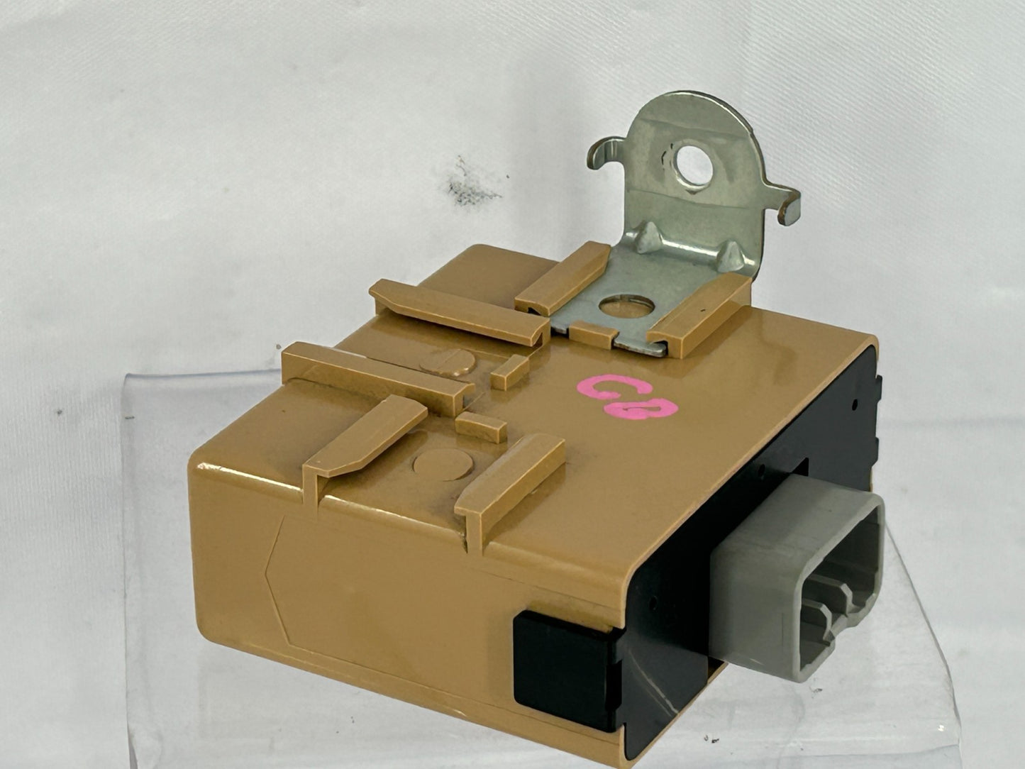 1996-2002 Toyota 4Runner Antenna Relay Control Module OEM 85914-35010