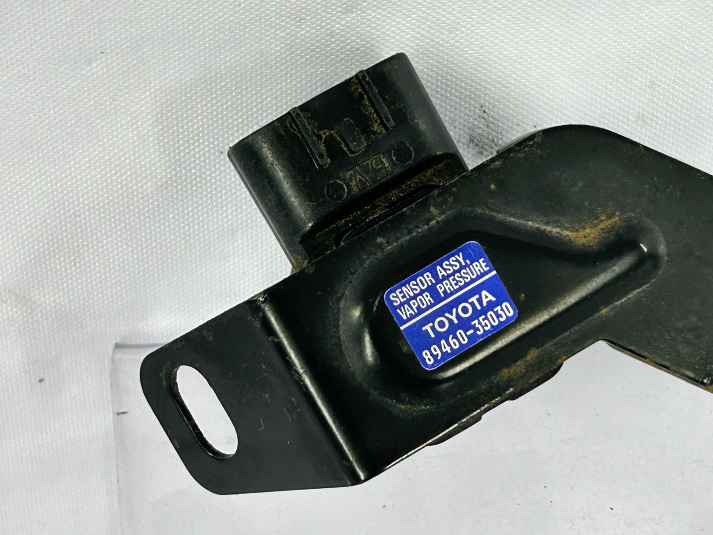 1996-2000 Toyota 4Runner Fuel Tank Vapor Pressure Sensor OEM 89460-35030