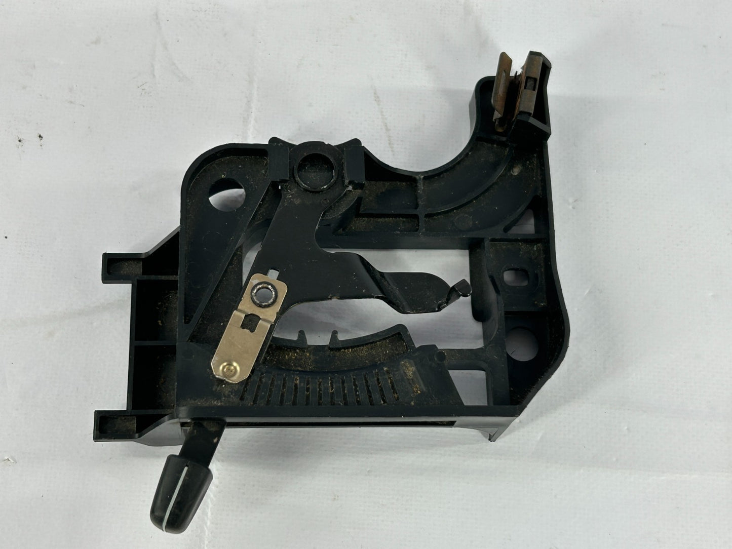 96-02 Toyota 4Runner Rear Center Console Heater Control Lever Handle 355911-5040