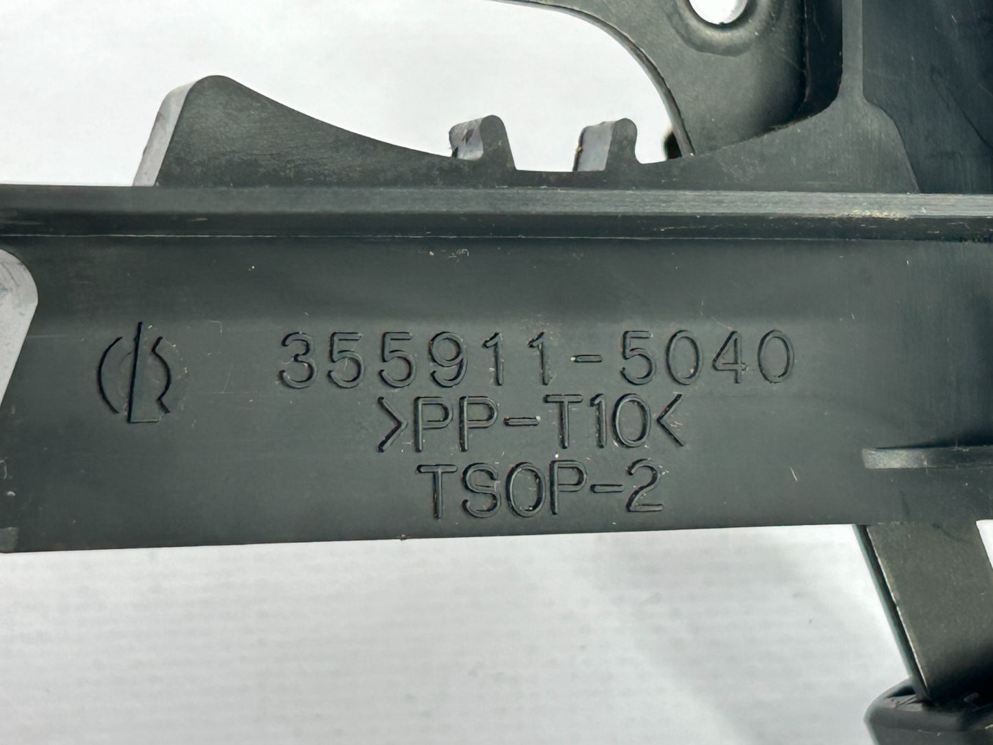 96-02 Toyota 4Runner Rear Center Console Heater Control Lever Handle 355911-5040