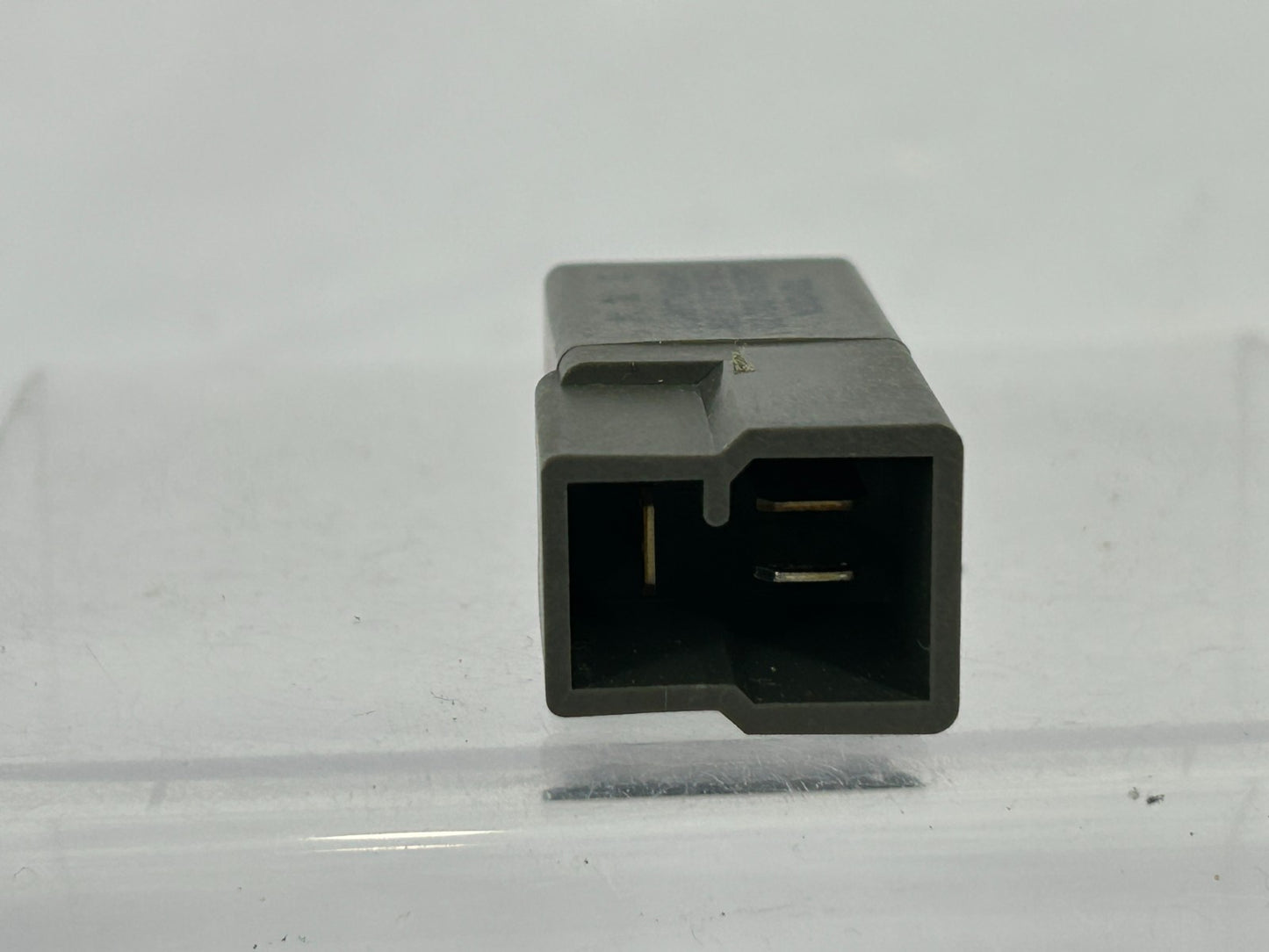 1991-1999 Toyota 4Runner Horn Relay Control Unit OEM 86530-20070
