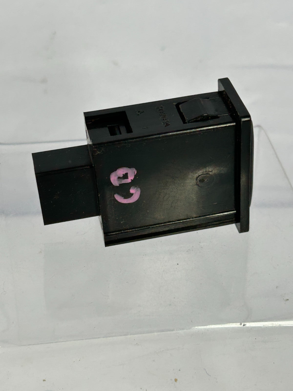 96-99 Toyota 4Runner PWR ECT Norm Traction Control Switch Button OEM 84720-20160