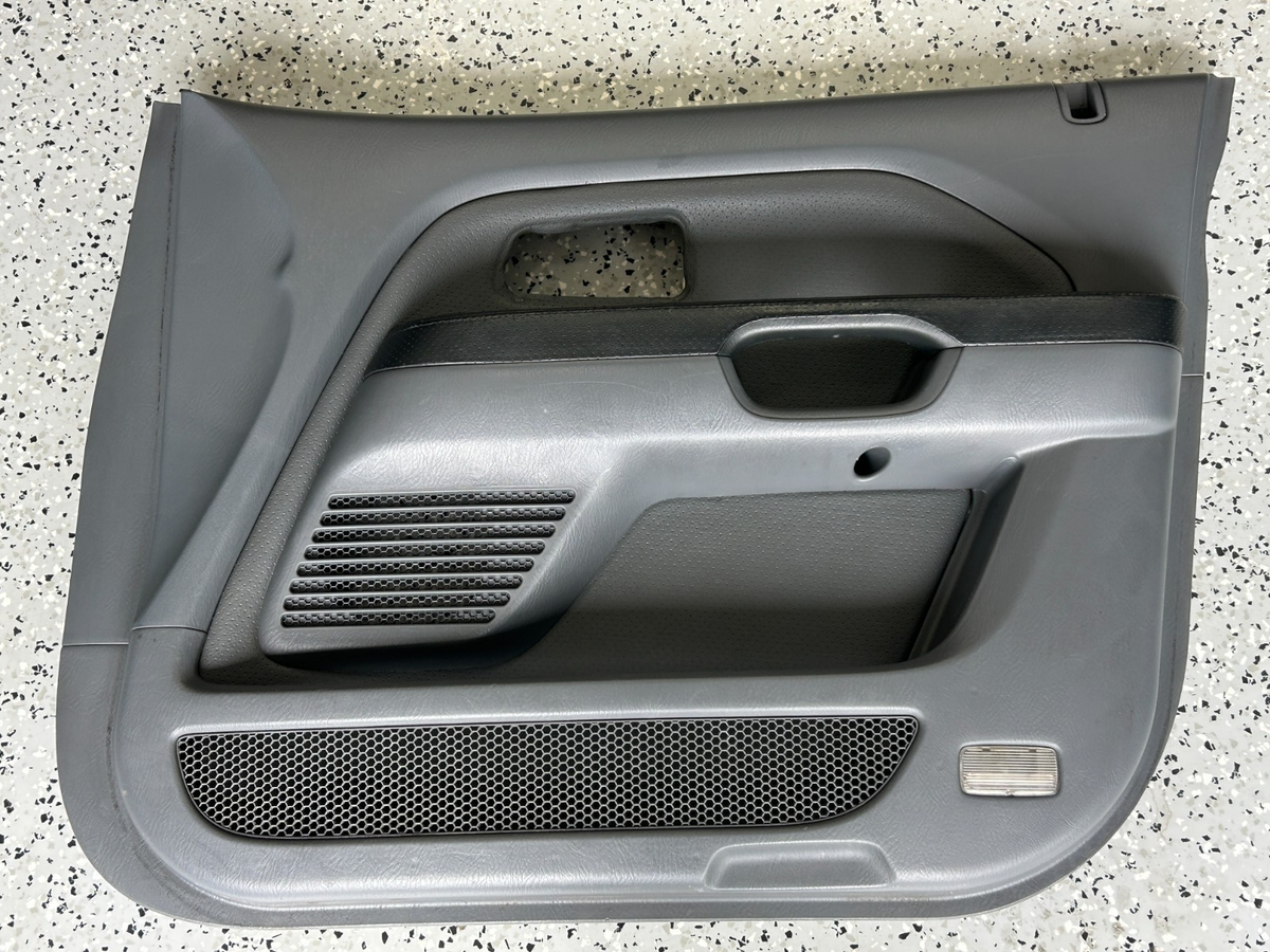 2003-2005 Honda Pilot Front Right Interior Door Panel Trim OEM 83500-S9VA-A00050