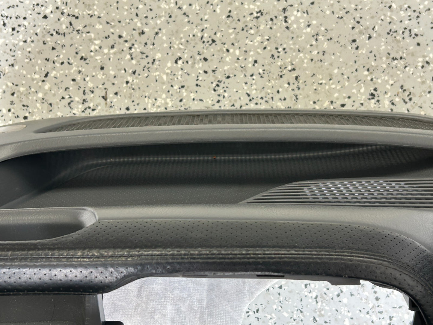 2003-2005 Honda Pilot Front Right Passenger Side Interior Door Panel Trim OEM