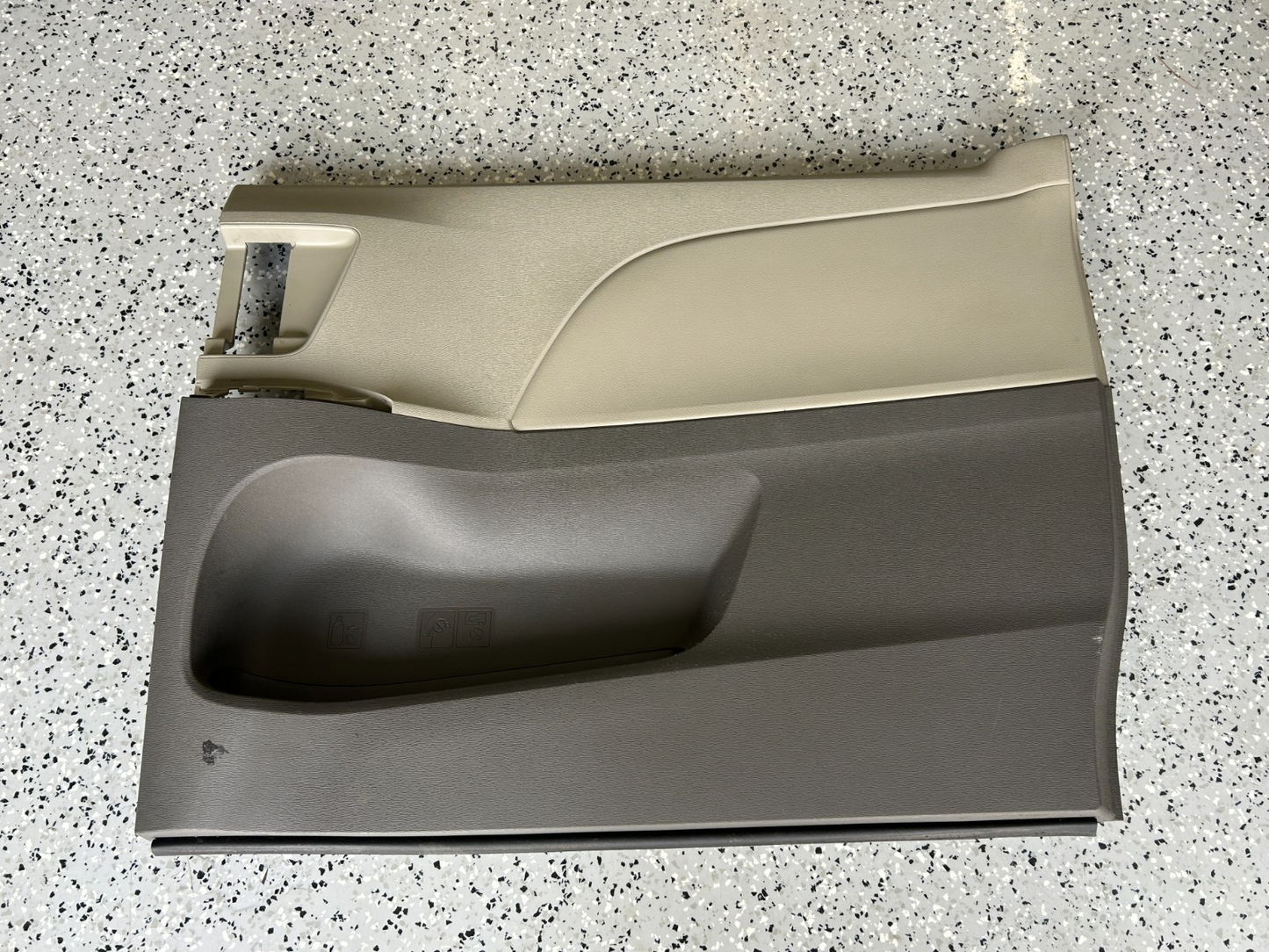2011-2014 Toyota Sienna Interior Rear Right Side Door Trim Panel & Sunshade OEM
