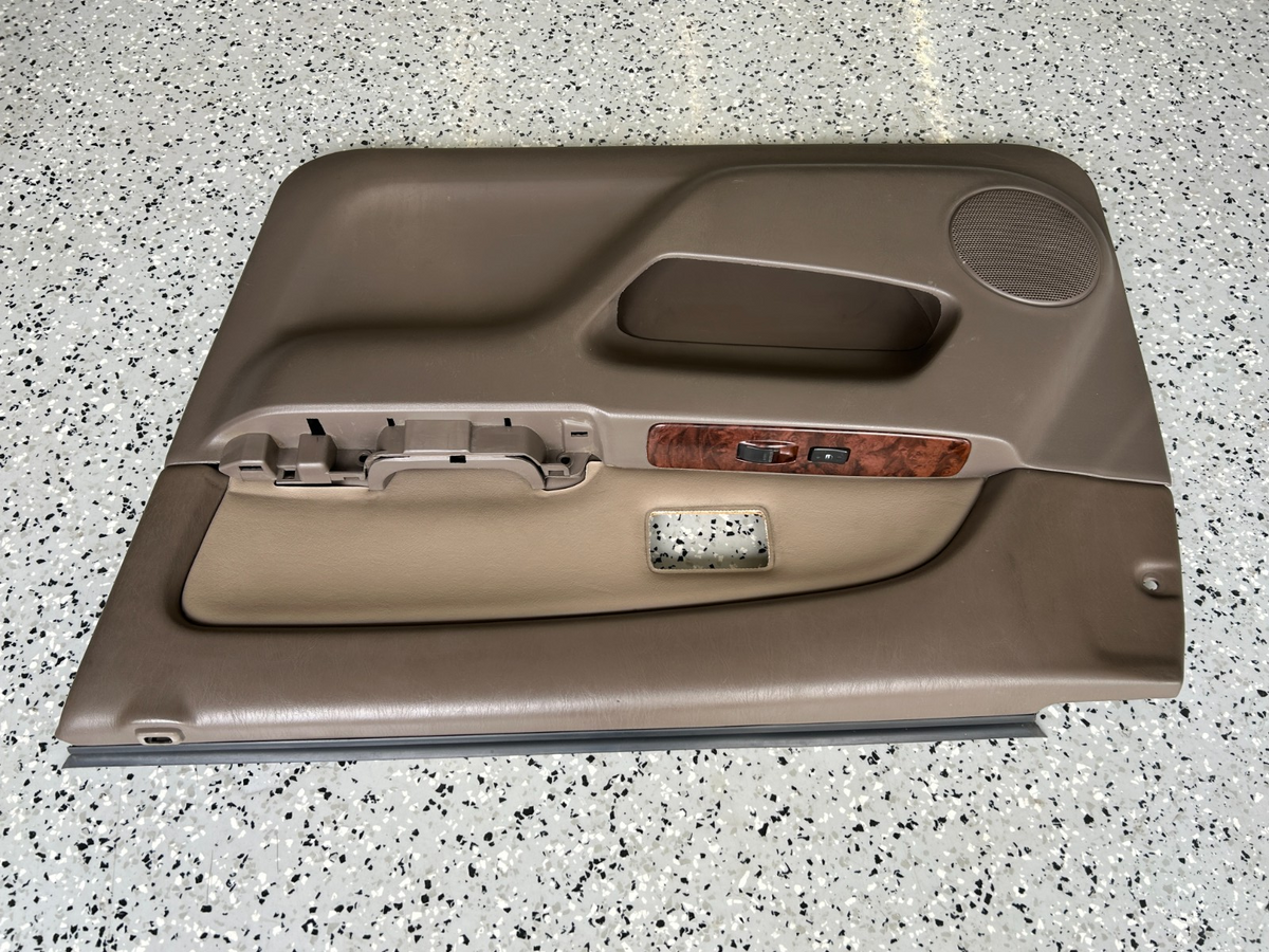 1996-1998 Toyota 4Runner Front Right Side Door Trim Panel Brown OEM 67763-35040