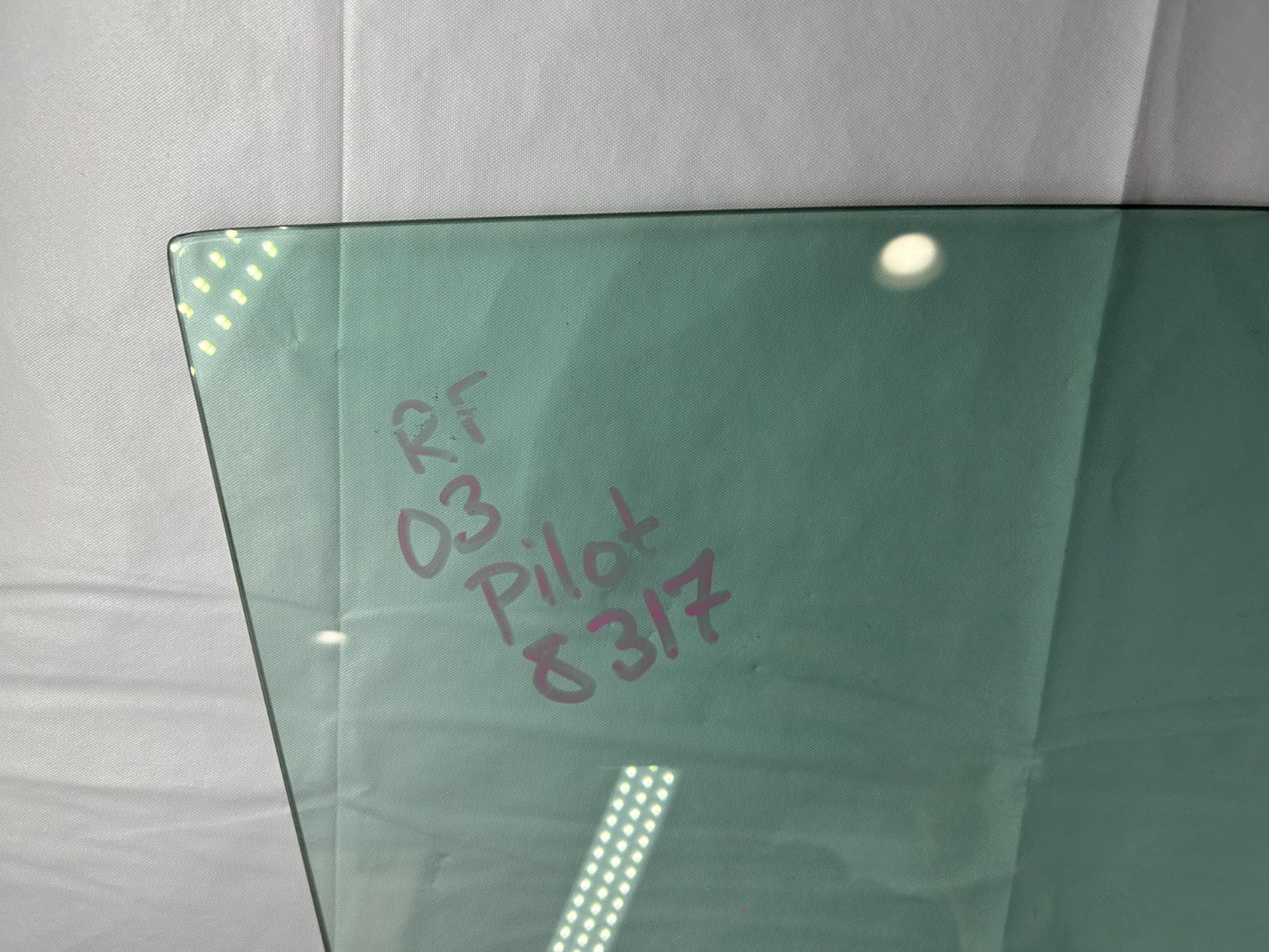 03-08 Honda Pilot Front Right Passenger Side Door Window Glass OEM 73300-S9V-306