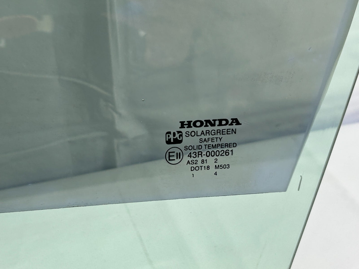 2003-2008 Honda Pilot Front Left Driver Side Door Window Glass OEM 73350-S9V-306