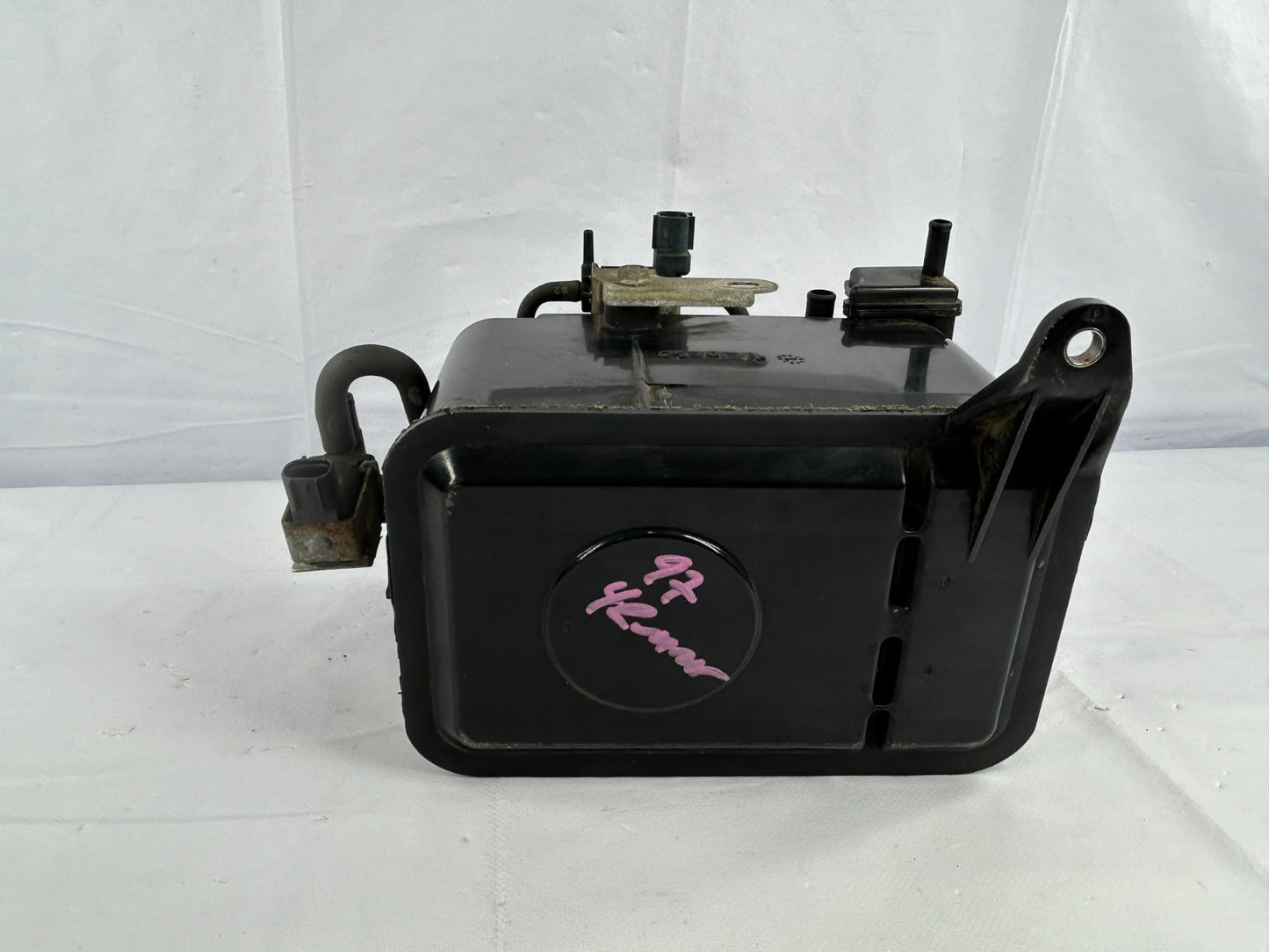 1996-2000 Toyota 4Runner Tacoma Fuel Vapor Charcoal Canister OEM 77740-35392