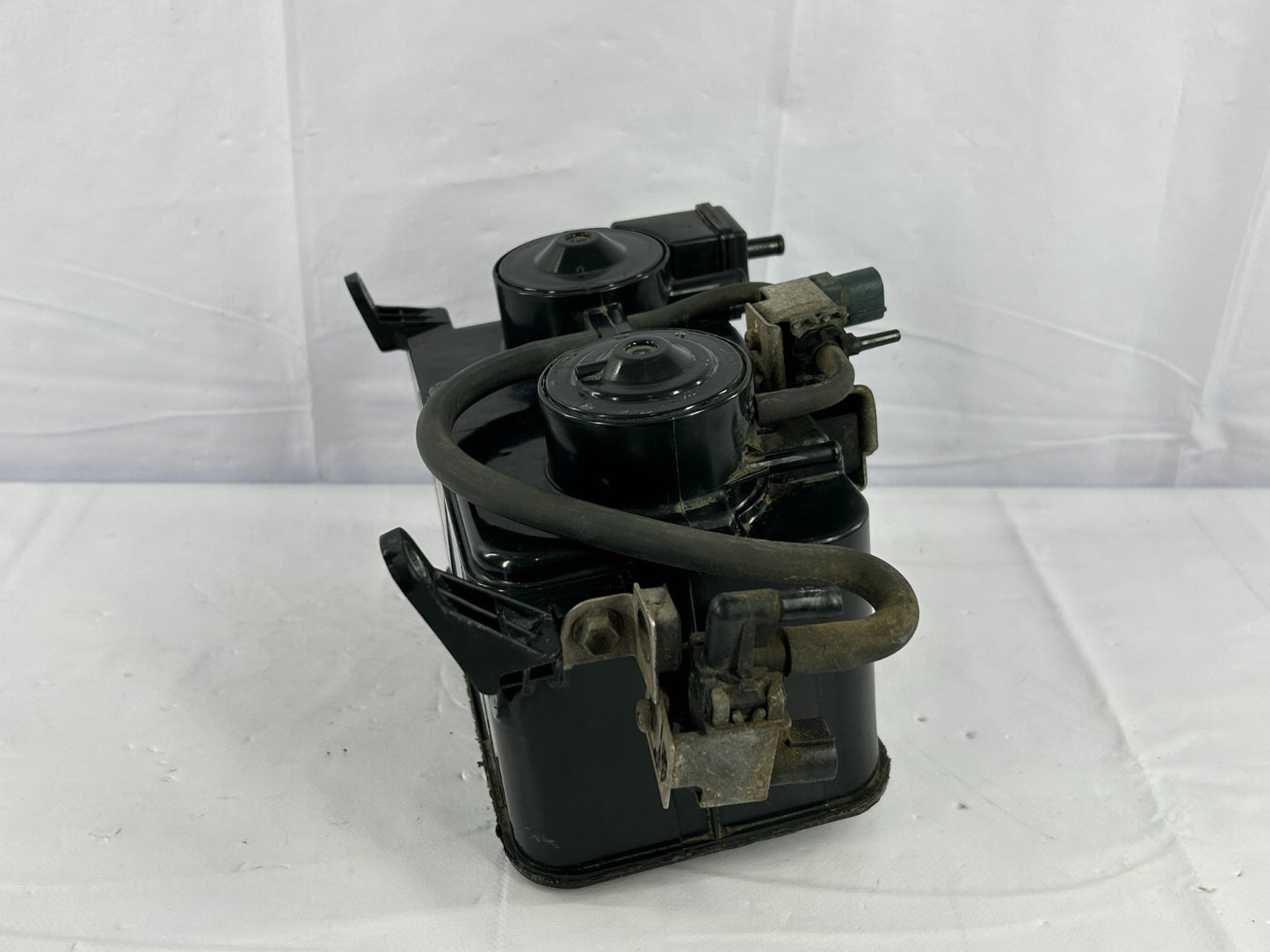 1996-2000 Toyota 4Runner Tacoma Fuel Vapor Charcoal Canister OEM 77740-35392