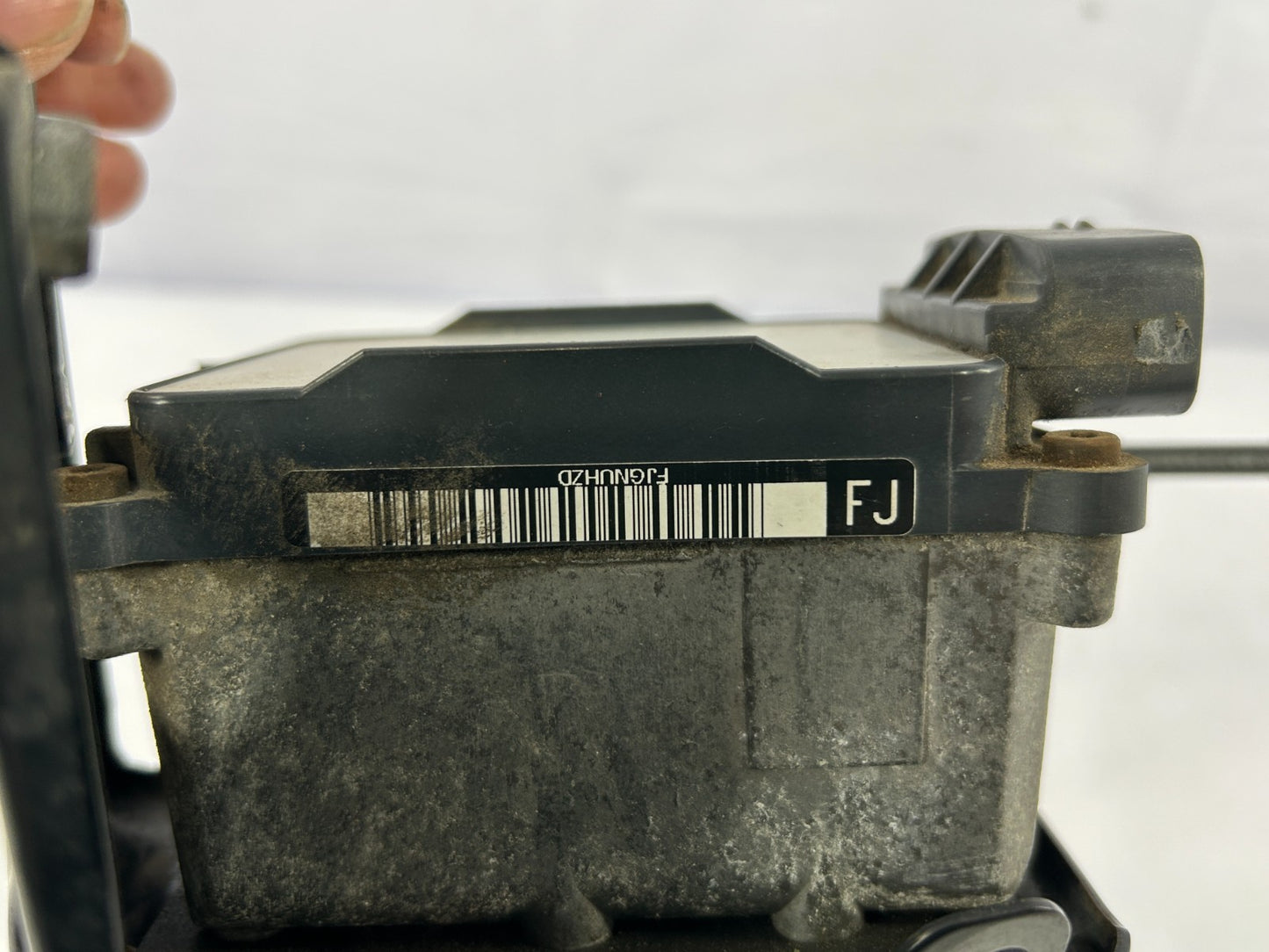 1996-1999 Toyota 4Runner Tacoma Cruise Control Actuator Module OEM 88001-0W010