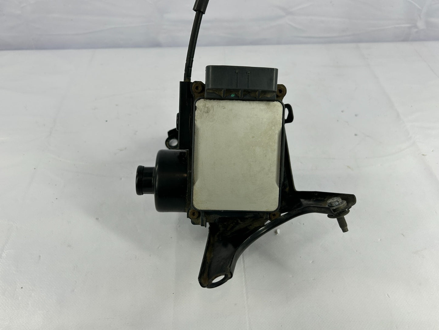 1996-1999 Toyota 4Runner Tacoma Cruise Control Actuator Module OEM 88001-0W010