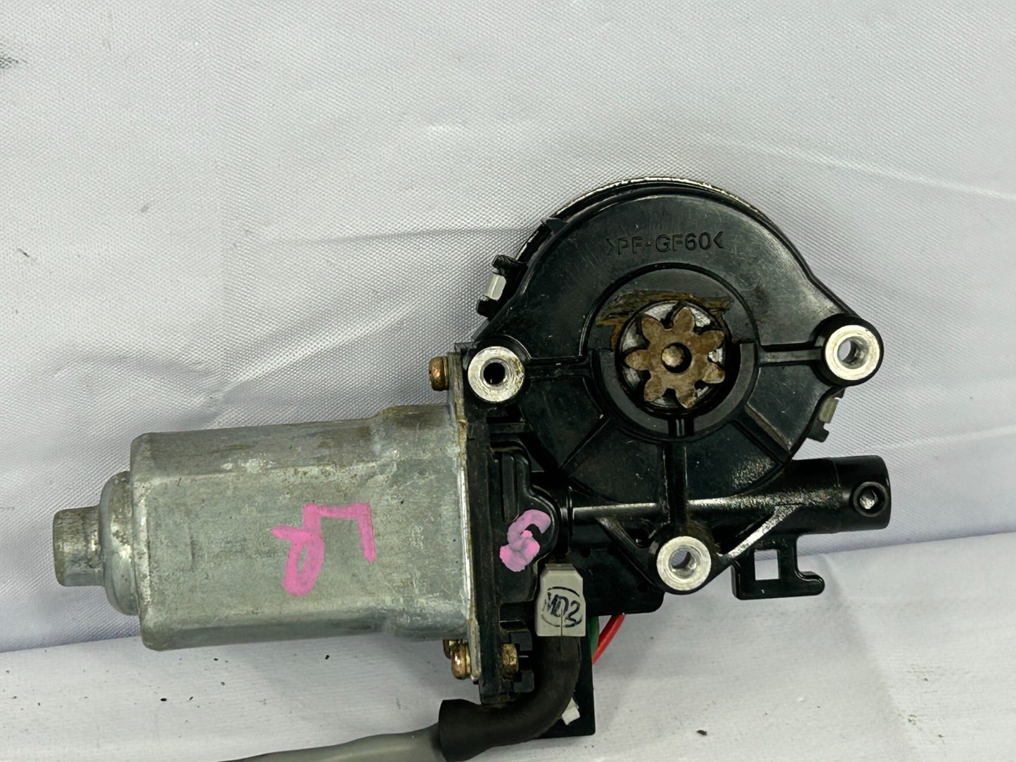 1996-2002 Toyota 4Runner Rear Left Door Window Regulator Motor OEM 85720-35080