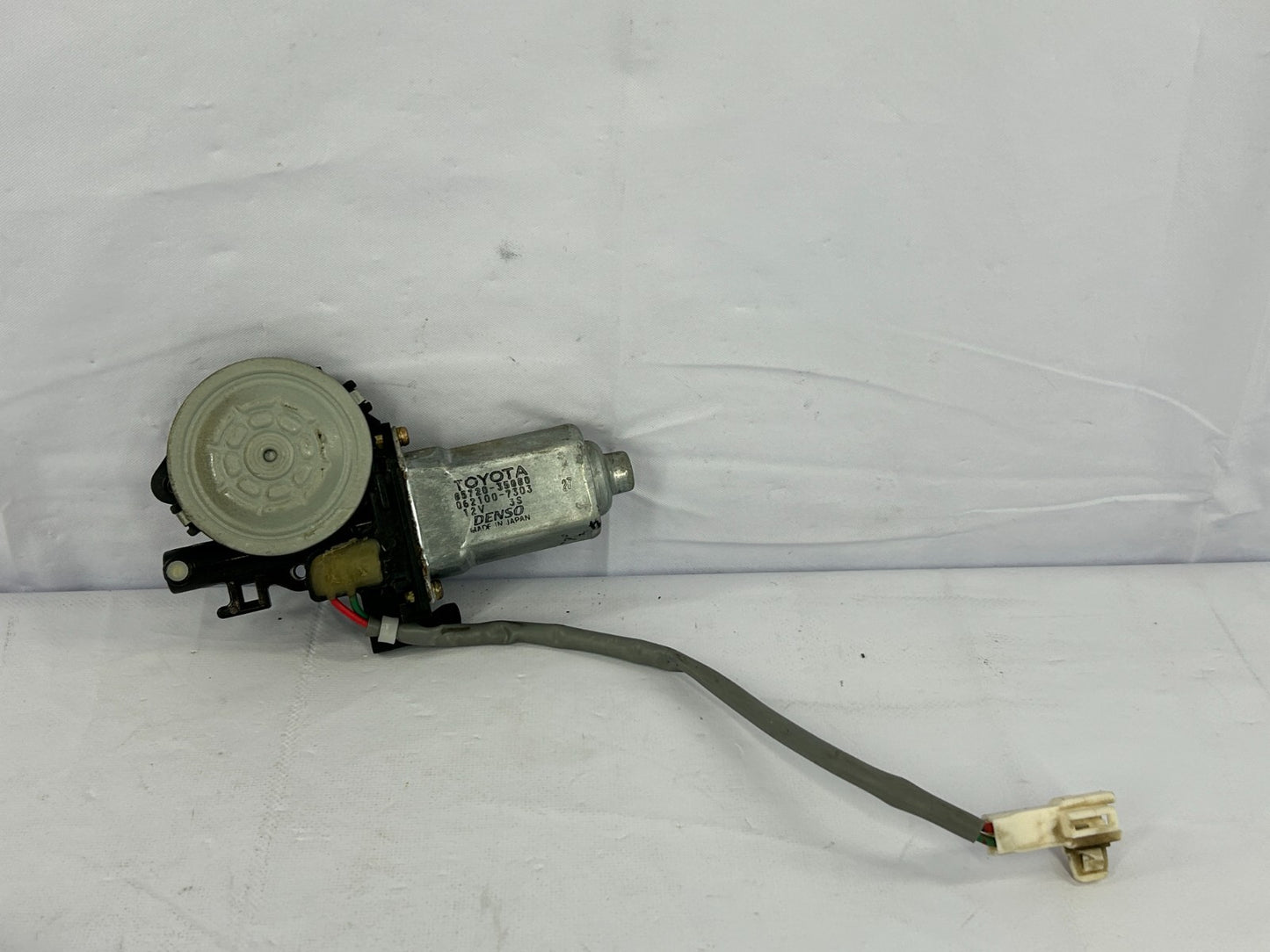 1996-2002 Toyota 4Runner Rear Left Door Window Regulator Motor OEM 85720-35080