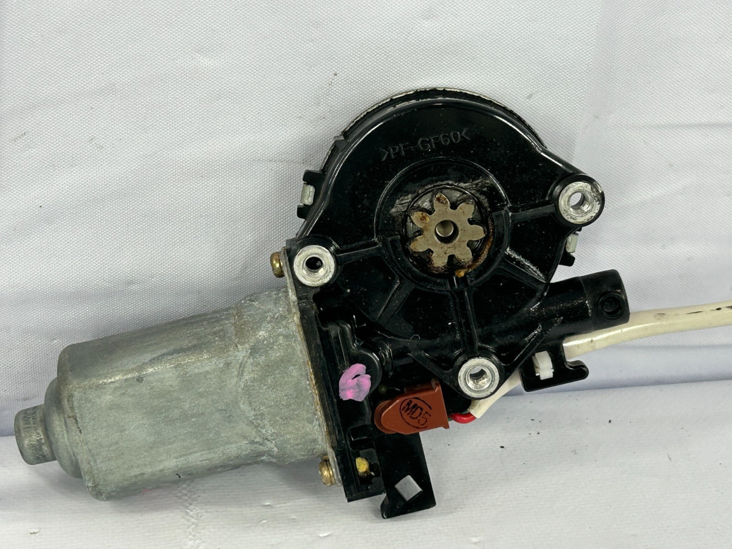 1996-1998 Toyota 4Runner Front Left Power Window Regulator Motor OEM 85720-35050