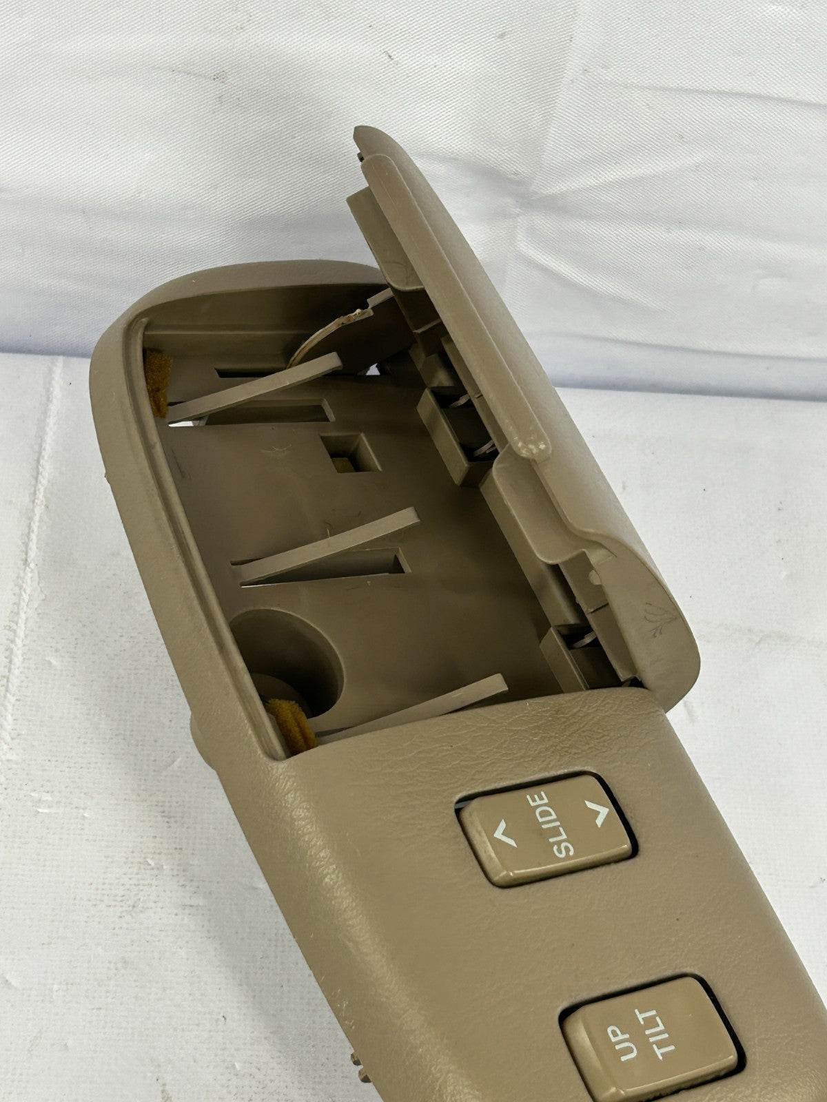 1996-1998 Toyota 4Runner Overhead Console Sun Roof Switch Brown OEM 84860-35020
