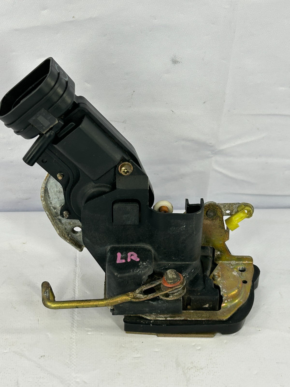 1996-1998 Toyota 4Runner Rear Left Door Lock Latch Actuator OEM 69060-35060