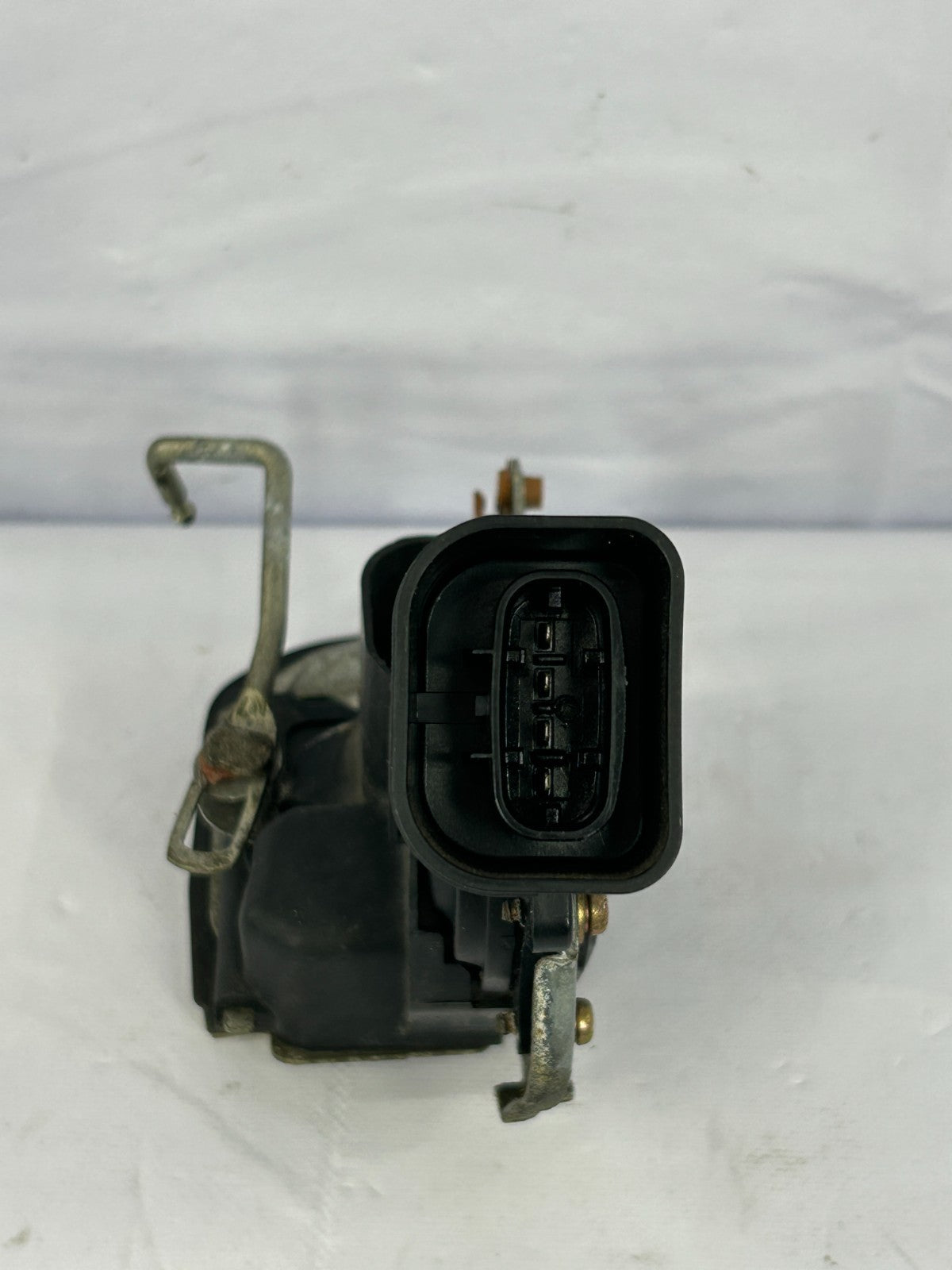 1996-1998 Toyota 4Runner Rear Right Door Lock Latch Actuator OEM 69050-35060