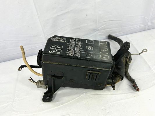 1997 ONLY Toyota 4Runner Ltd. Fuse Relay Junction Block Box C 82661-35580