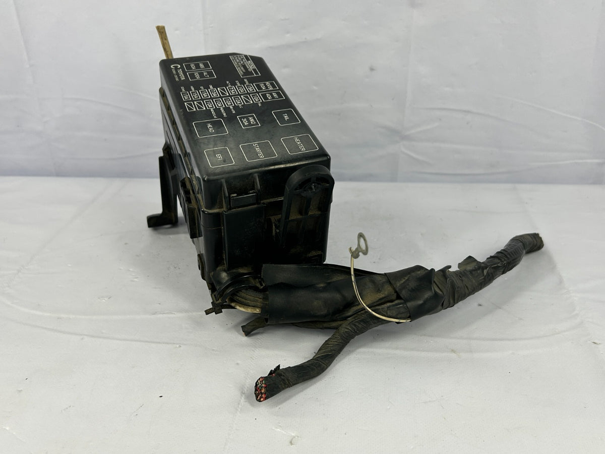 1997 ONLY Toyota 4Runner Ltd. Fuse Relay Junction Block Box C 82661-35580