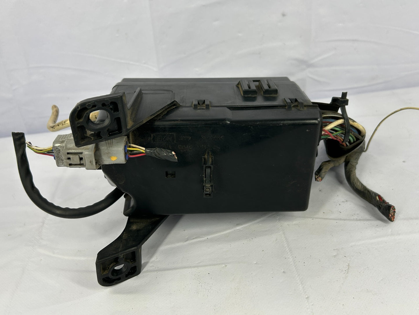 1997 ONLY Toyota 4Runner Ltd. Fuse Relay Junction Block Box C 82661-35580