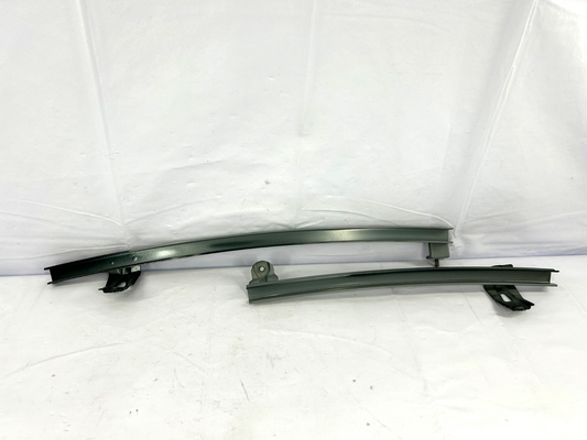 96-02 Toyota 4Runner Front Right Door Window Glass Guide Rail Track 67401-35030
