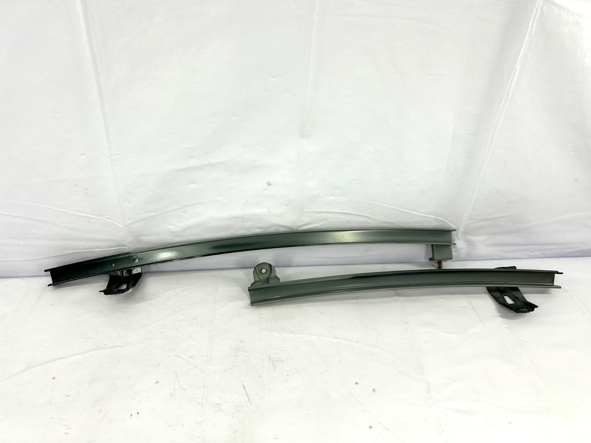 96-02 Toyota 4Runner Front Right Door Window Glass Guide Rail Track 67401-35030