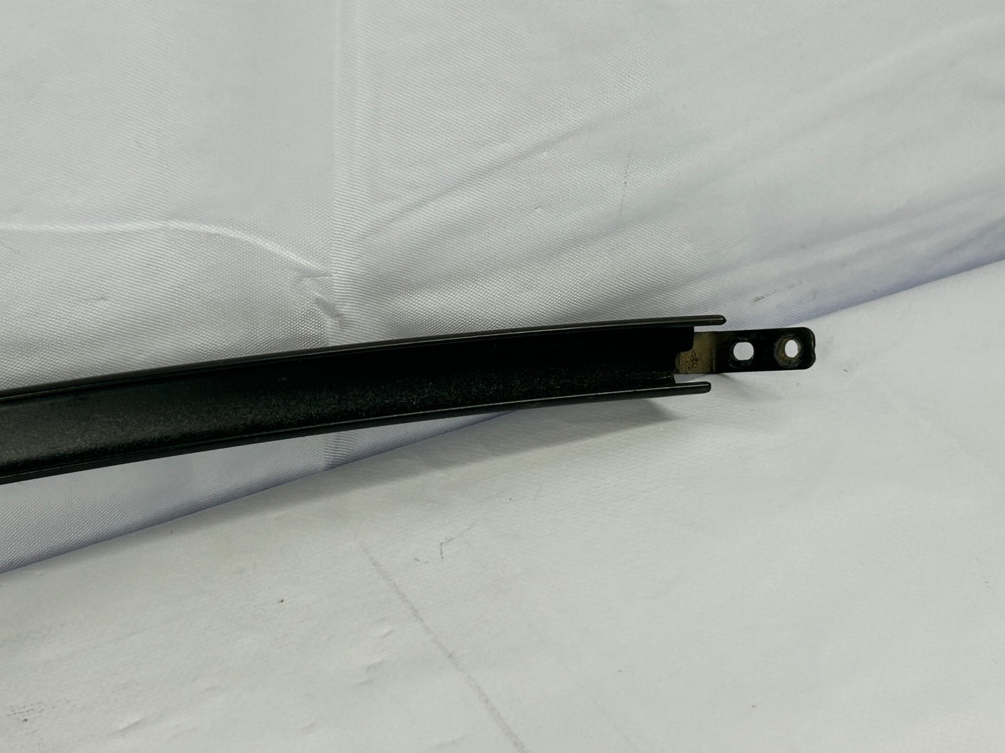 1997 Toyota 4Runner Rear Right Door Window Glass Guide Channel Division Bar OEM
