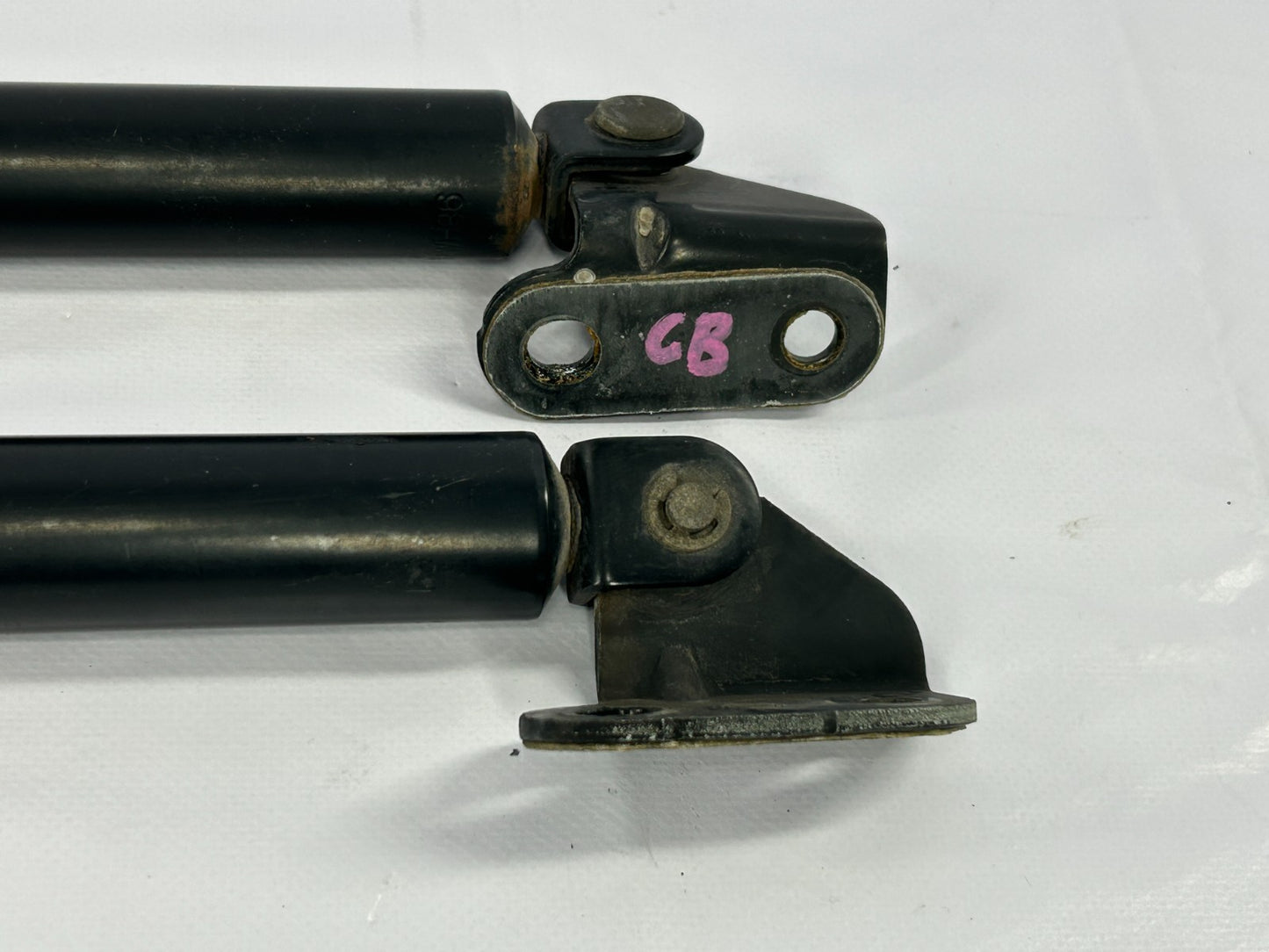 96-02 Toyota 4Runner Left Right Tailgate Liftgate Support Strut Set 68908-35010