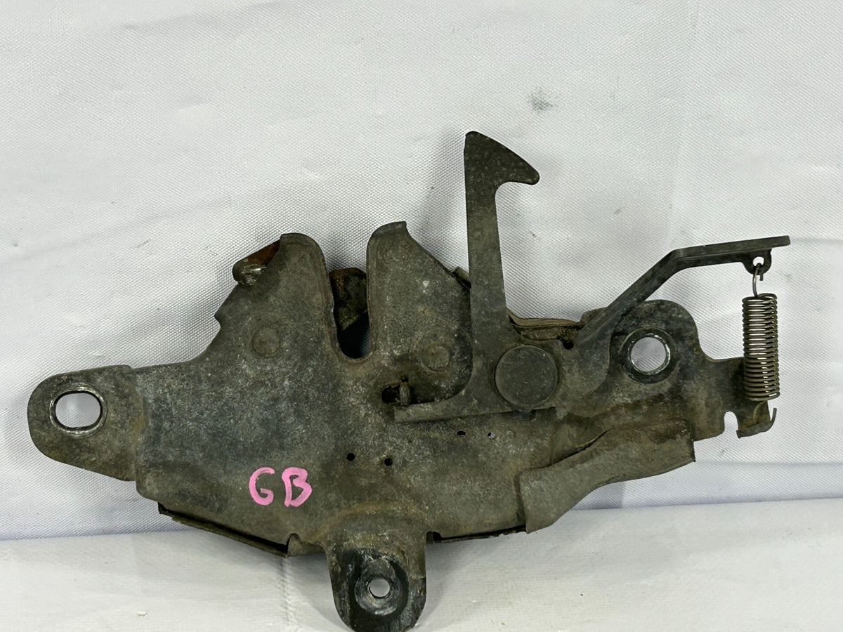 1996-1999 Toyota 4Runner Hood Lock Latch Assembly OEM 53510-35100