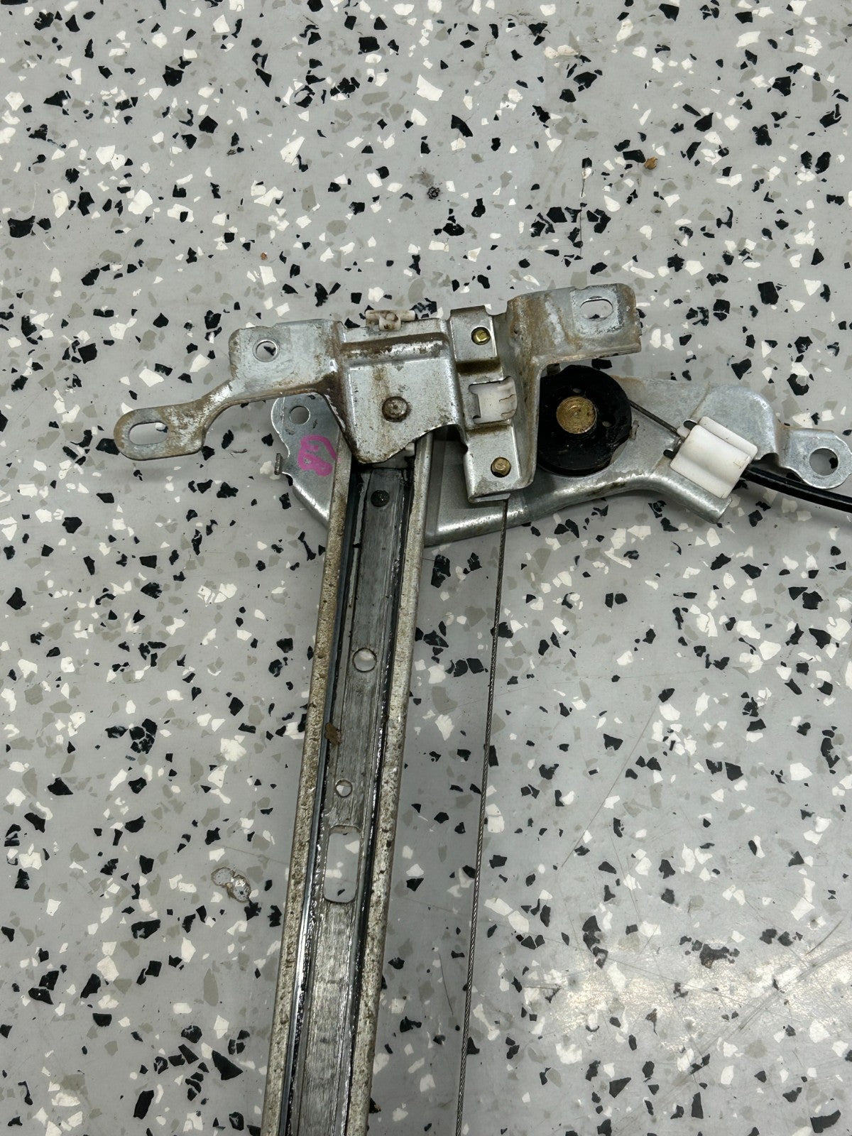 2003-2006 Toyota Tundra Double Cab Back Window Regulator & Motor OEM 69850-0C030