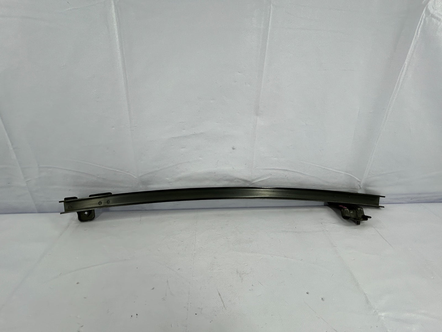 2004-2006 Toyota Tundra Front Right Door Guide Channel Rail OEM 67401-0C020