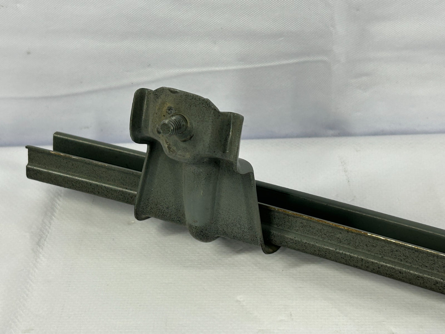 2004-2006 Toyota Tundra Front Left Side Door Guide Channel Rail OEM 67402-0C020