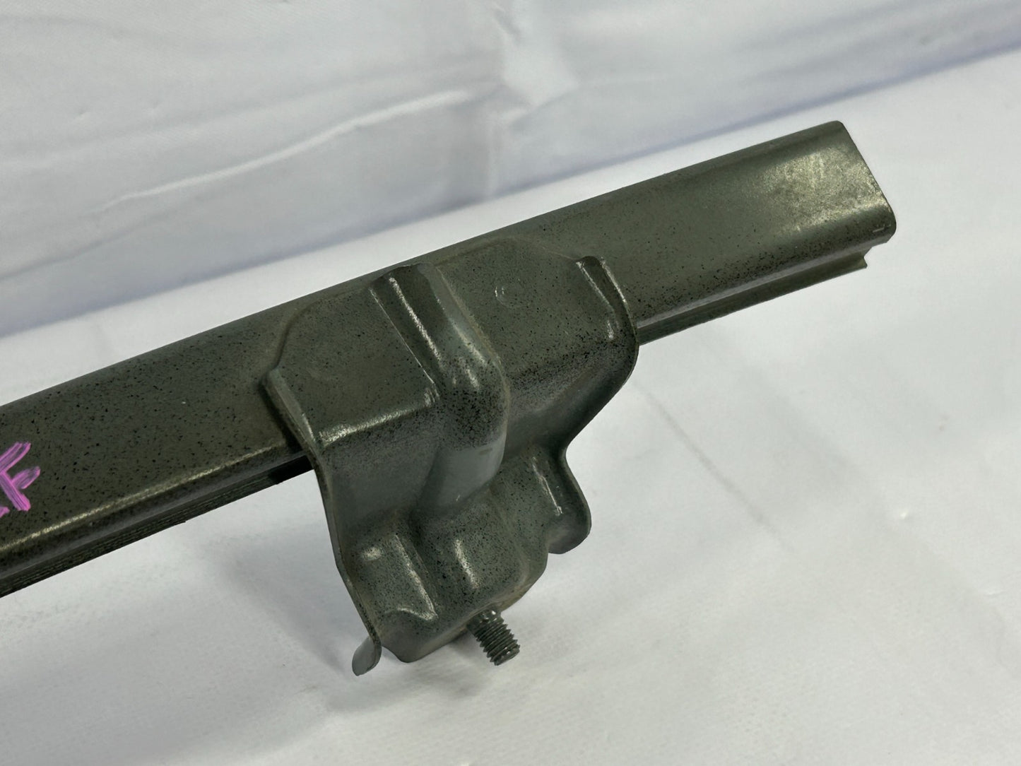 2004-2006 Toyota Tundra Front Left Side Door Guide Channel Rail OEM 67402-0C020