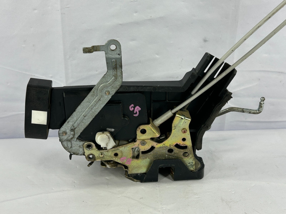 03-06 Toyota Tundra Double Cab Front Right Door Lock Actuator OEM 69030-0C021