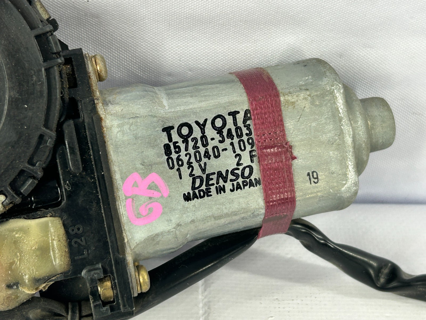 2003-2006 Toyota Tundra Double Cab Front Left Power Window Motor OEM 85720-34030