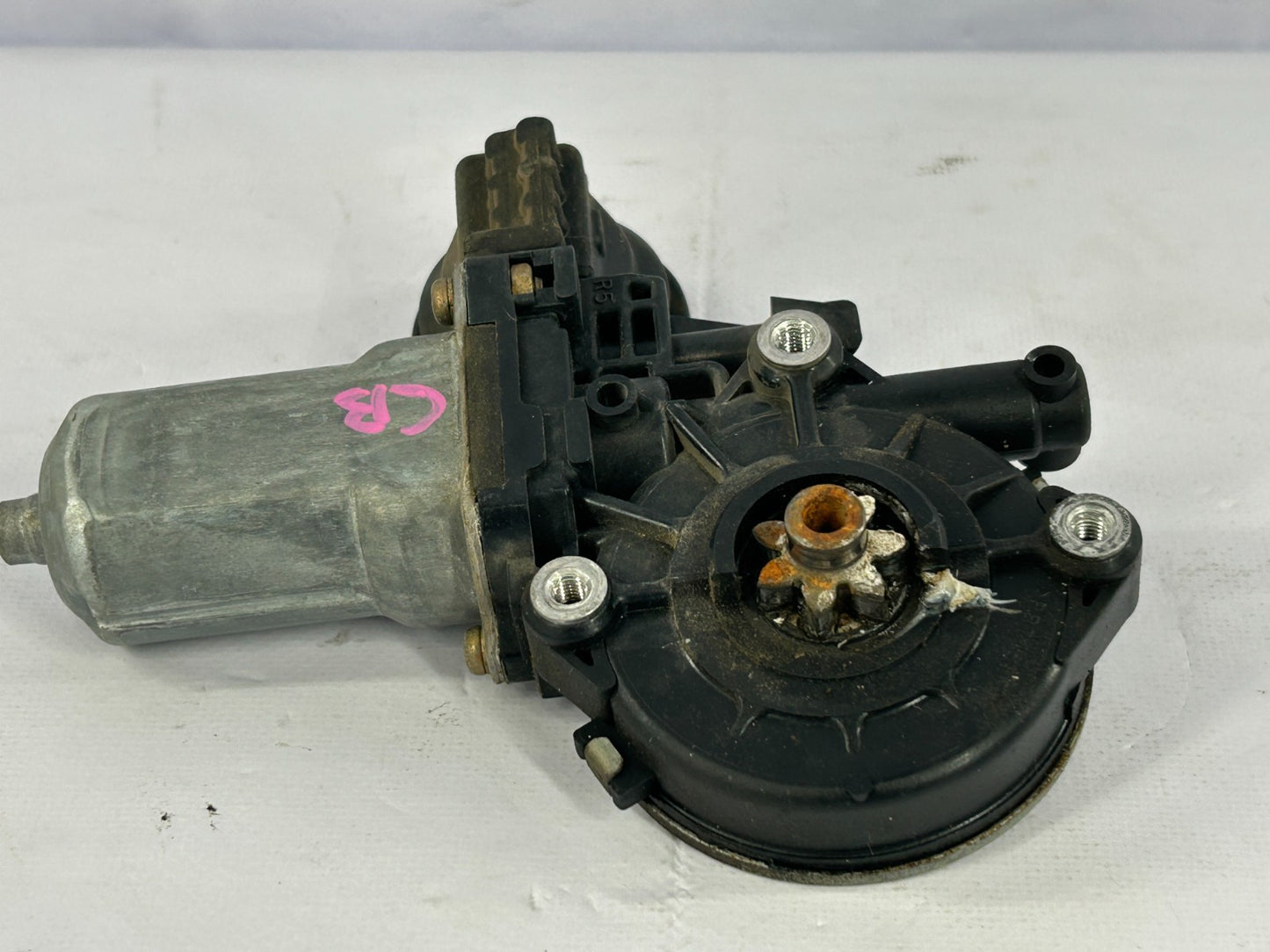 2003-2006 Toyota Tundra Double Cab Rear Right Power Window Motor OEM 85710-AE010