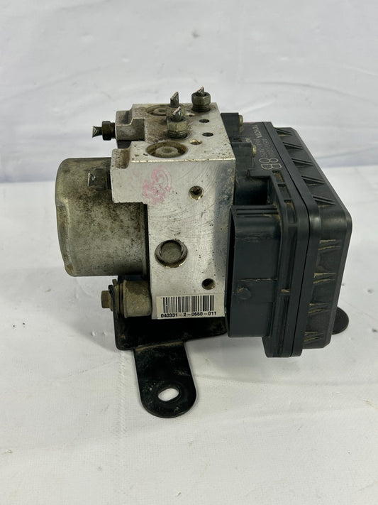 2003-2005 Toyota Tundra ABS Anti Lock Brake Control Module OEM 44050-0C090