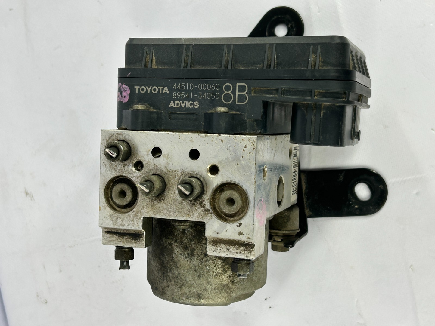 2003-2005 Toyota Tundra ABS Anti Lock Brake Control Module OEM 44050-0C090