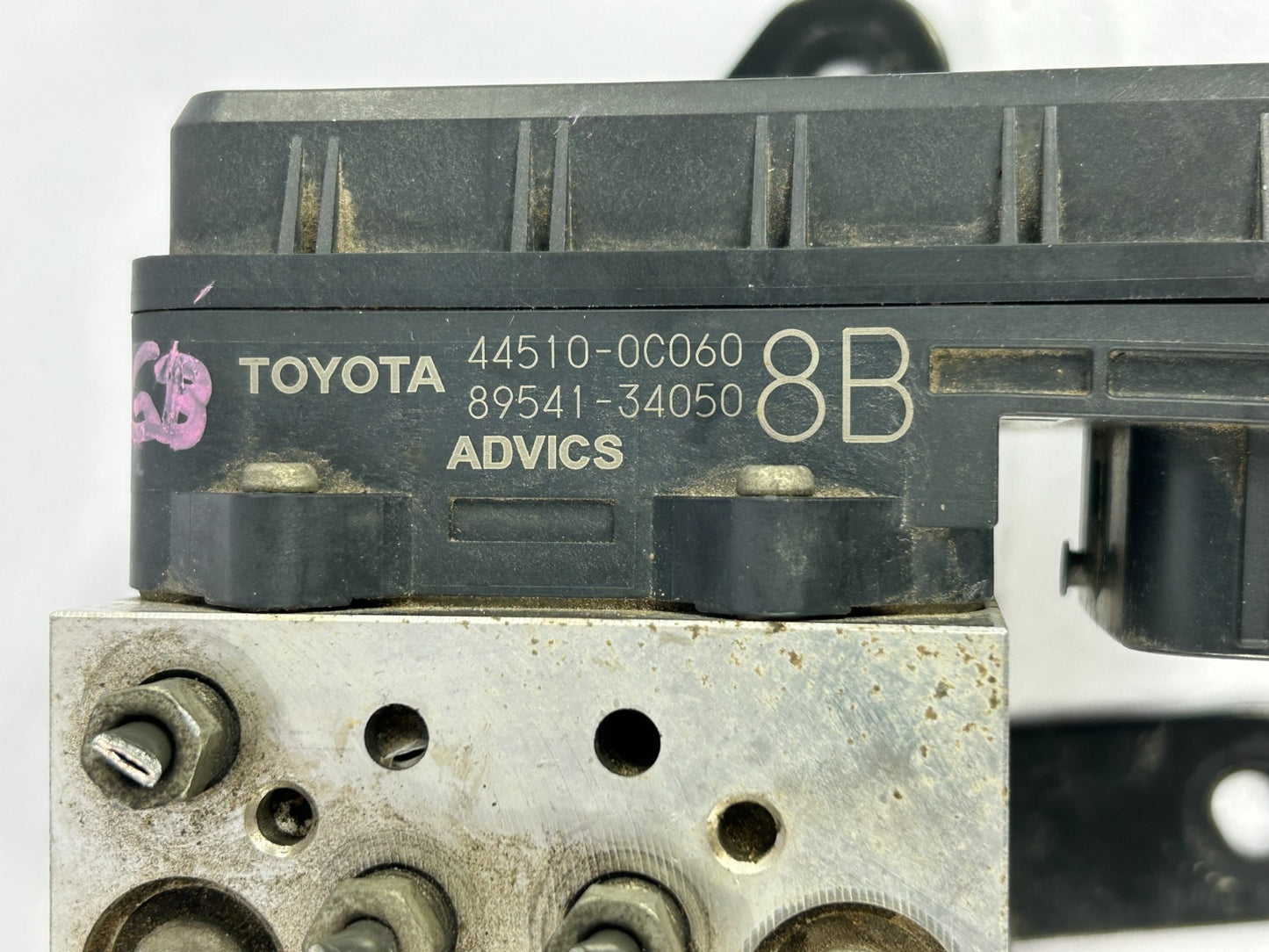 2003-2005 Toyota Tundra ABS Anti Lock Brake Control Module OEM 44050-0C090