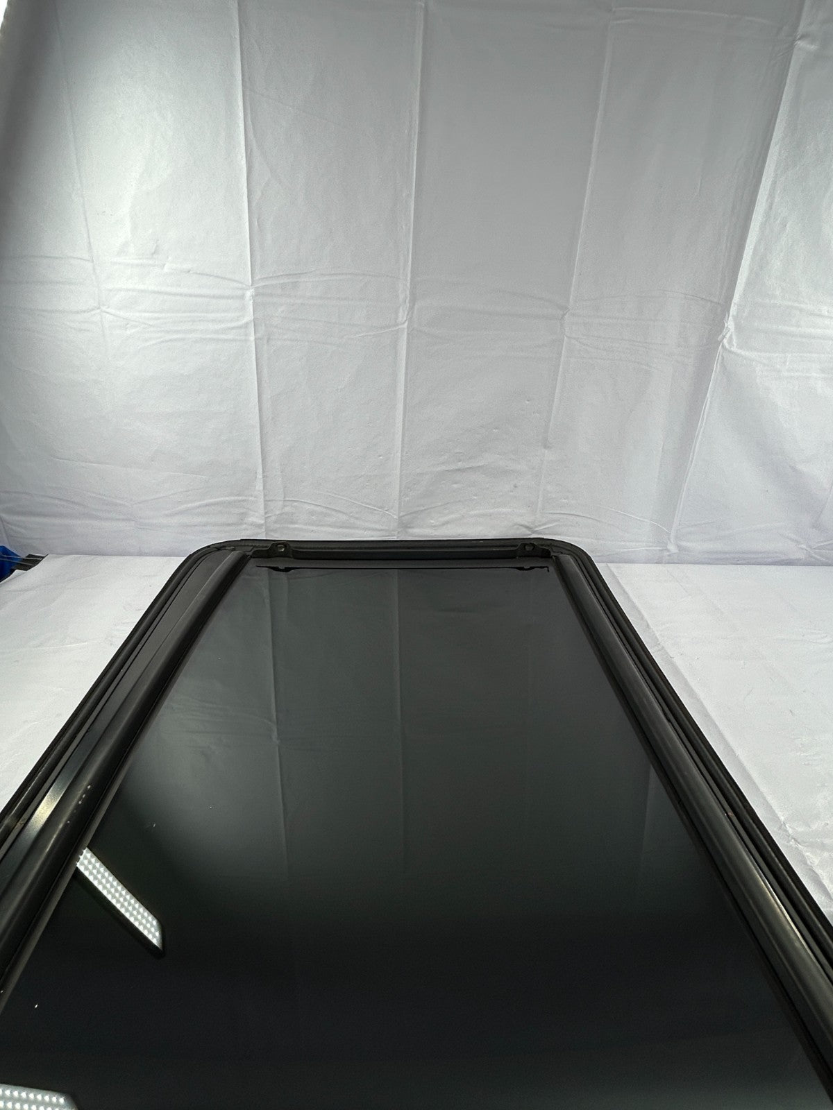 2003-2006 Toyota Tundra Sunroof Moonroof Roof Window Glass OEM 63201-0C010